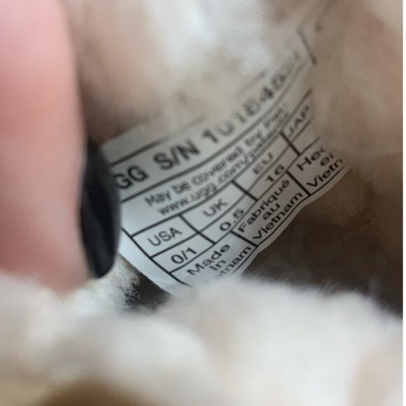 Ugg Baby girl Booties size 0-1 - Picture 6 of 6